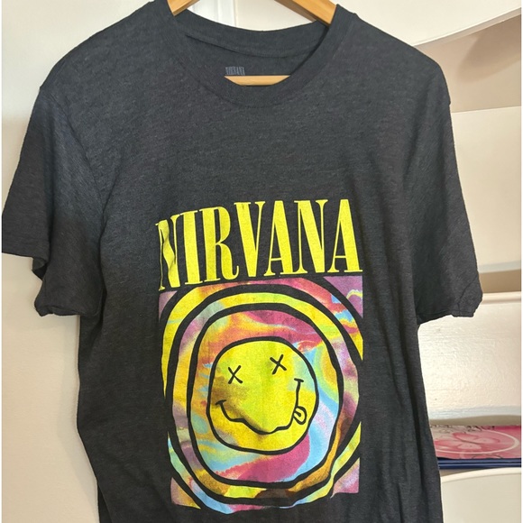 XL NIRVANA SMILEY FACE TEE - Picture 2 of 3